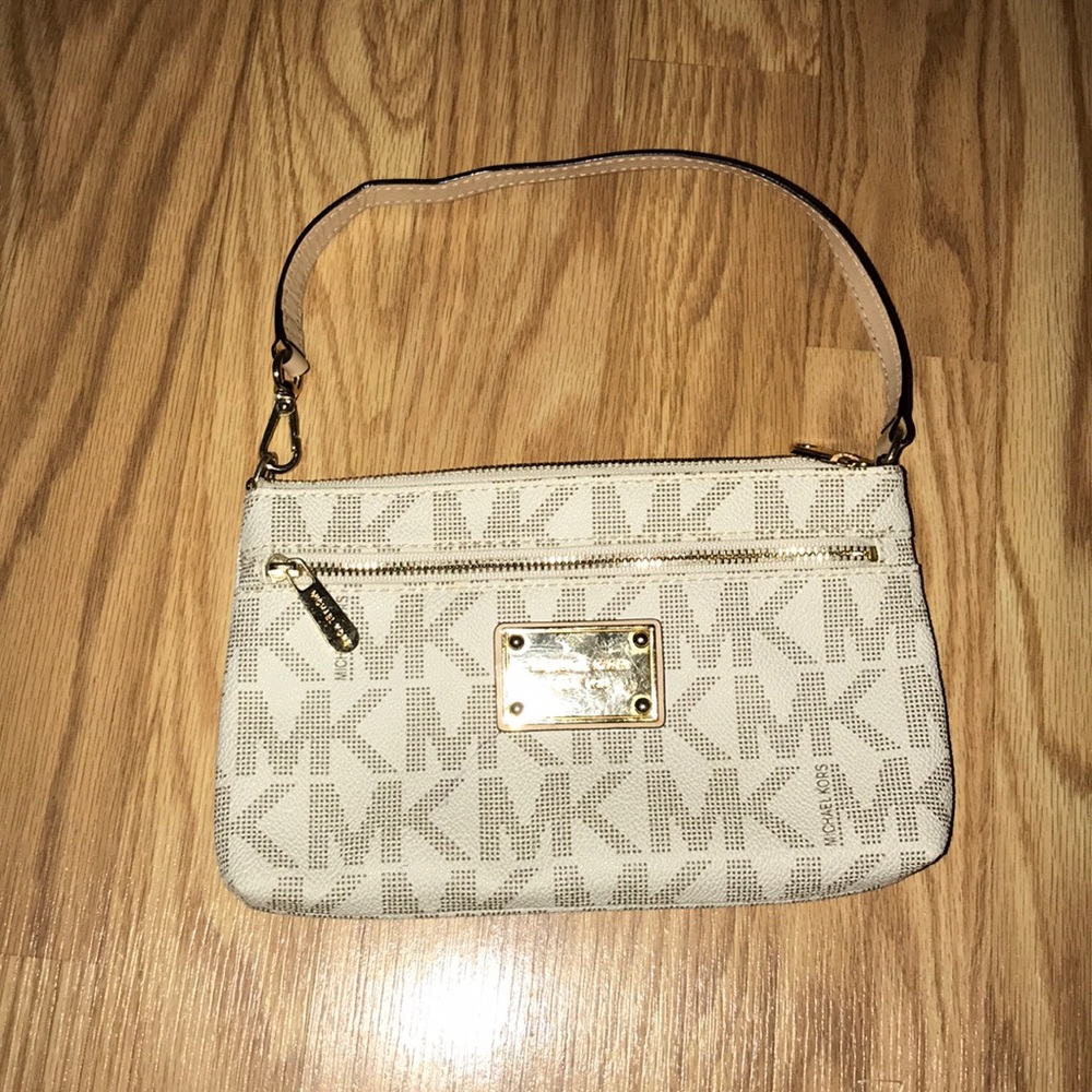 Michael Kors Clutch